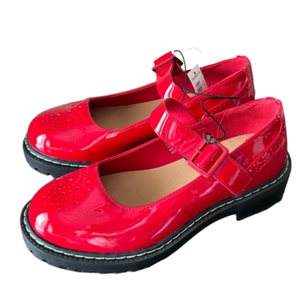 NWT Torrid Plus Sz 8WW Red Patent Chunky Mary Jane Shoes